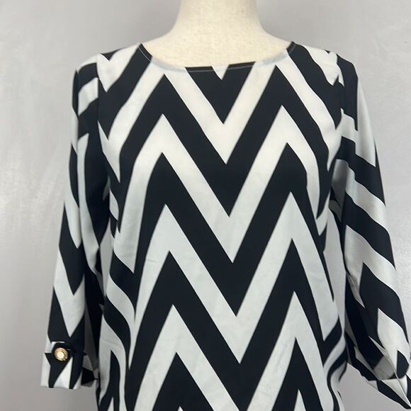 Everly Black and White striped Blouse - Picture 4 of 8
